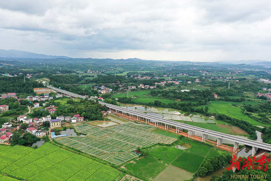 路畅景美